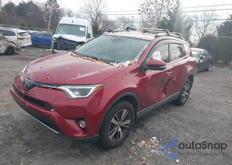 2018 Toyota Rav4 Xle from USA, damaged, VIN JTMWFREVXJD132159